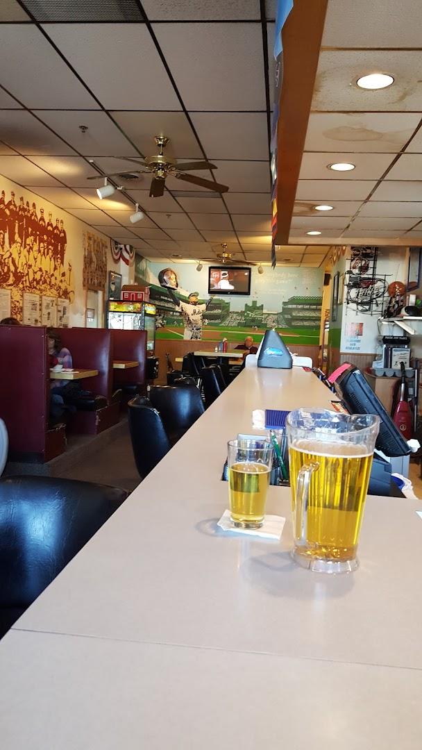 Joe DiMaggio's Sports Cafe